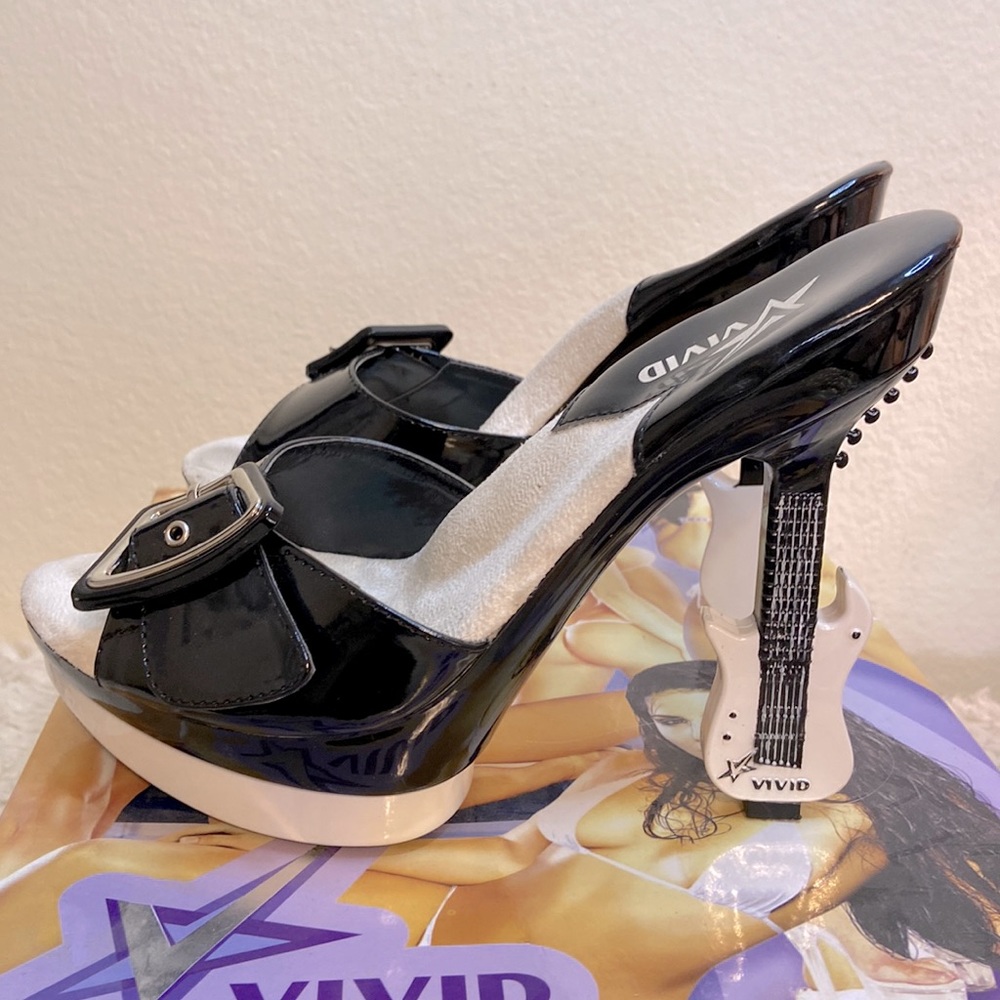 RARE!  Vivid Patent Leather Guitar Heel Shoes